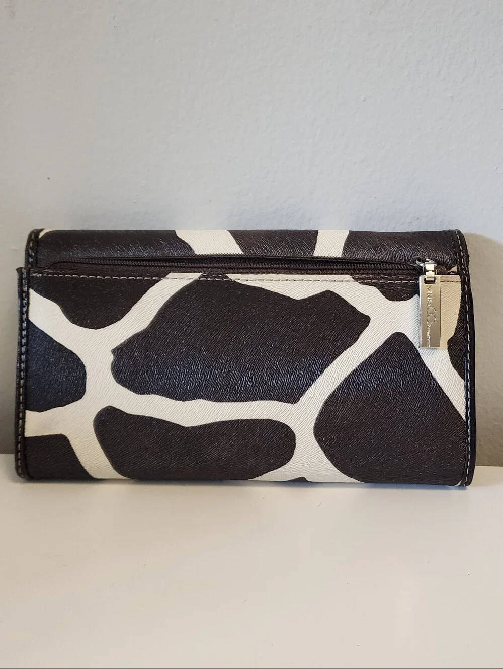 Nine & Co by Nine West Giraffe Print Trifold Wallet Clutch Continental Organizer